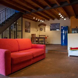 Casa Dolce Casa Alzaia Grande , Milan Italie